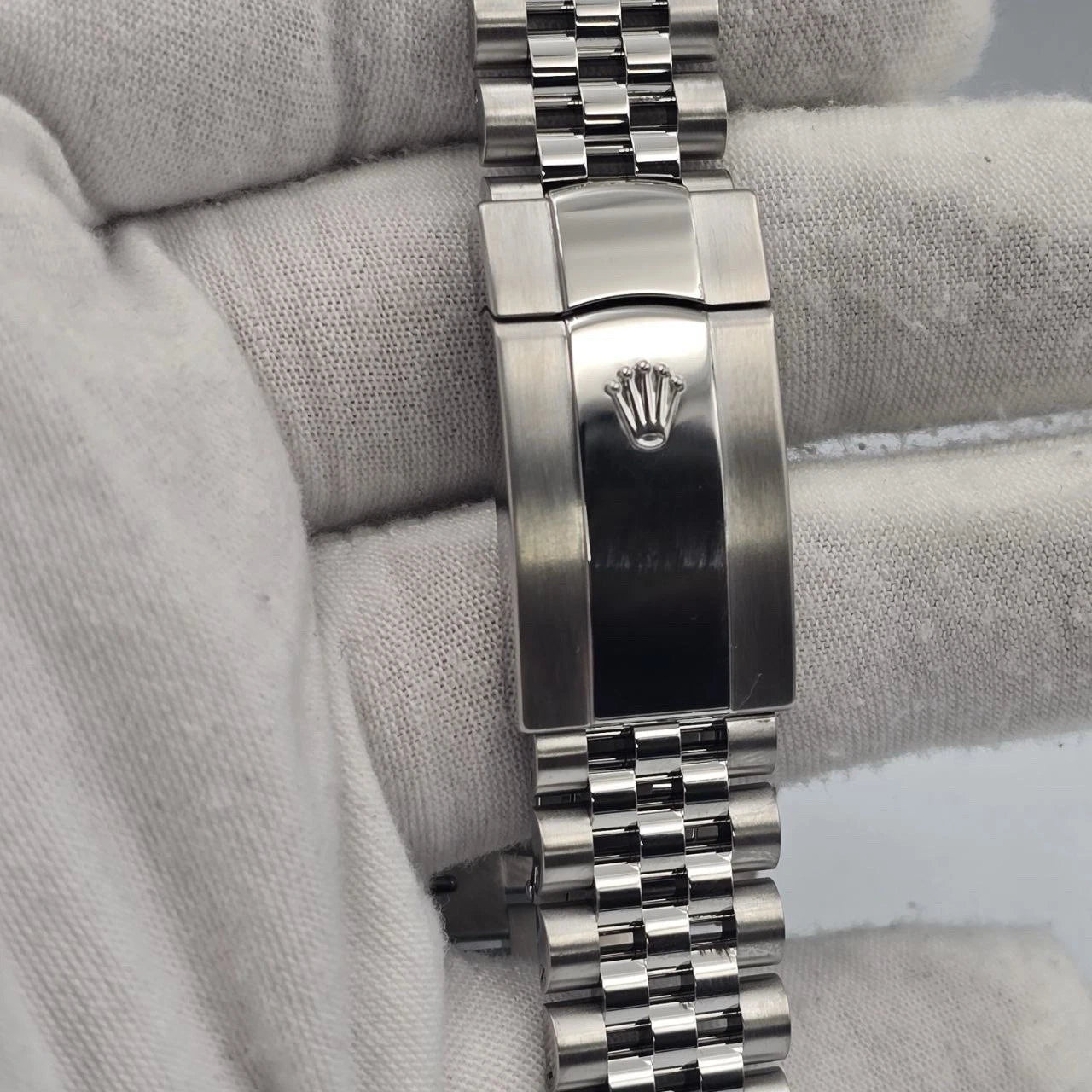 PAPERS 2024 Rolex Datejust 41mm 126334 Steel Jubilee Gray Wimbledon Dial BOX