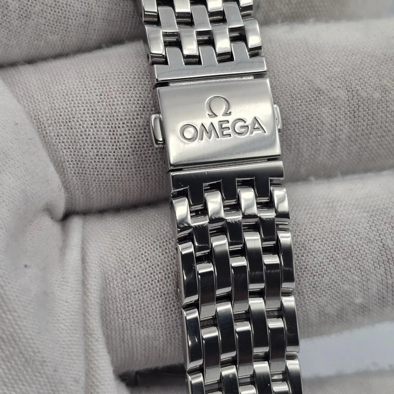 2025 Omega Prestige De Ville Chronometer 40mm Men's Watch 434.10.40.20.02.001