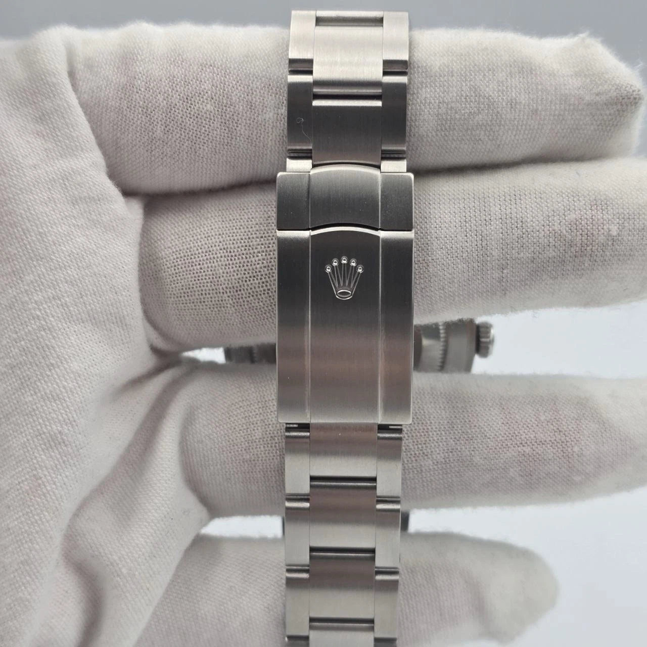 2025 PAPERS Rolex Oyster Perpetual 41mm Celebration Dial Steel 124300 BOX