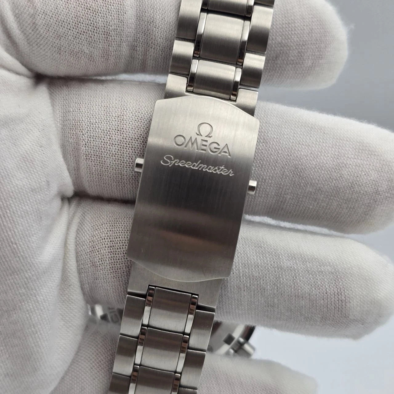 2024 Omega Speedmaster Racing Automatic 40mm Men's Watch 326.30.40.50.01.002 B+P