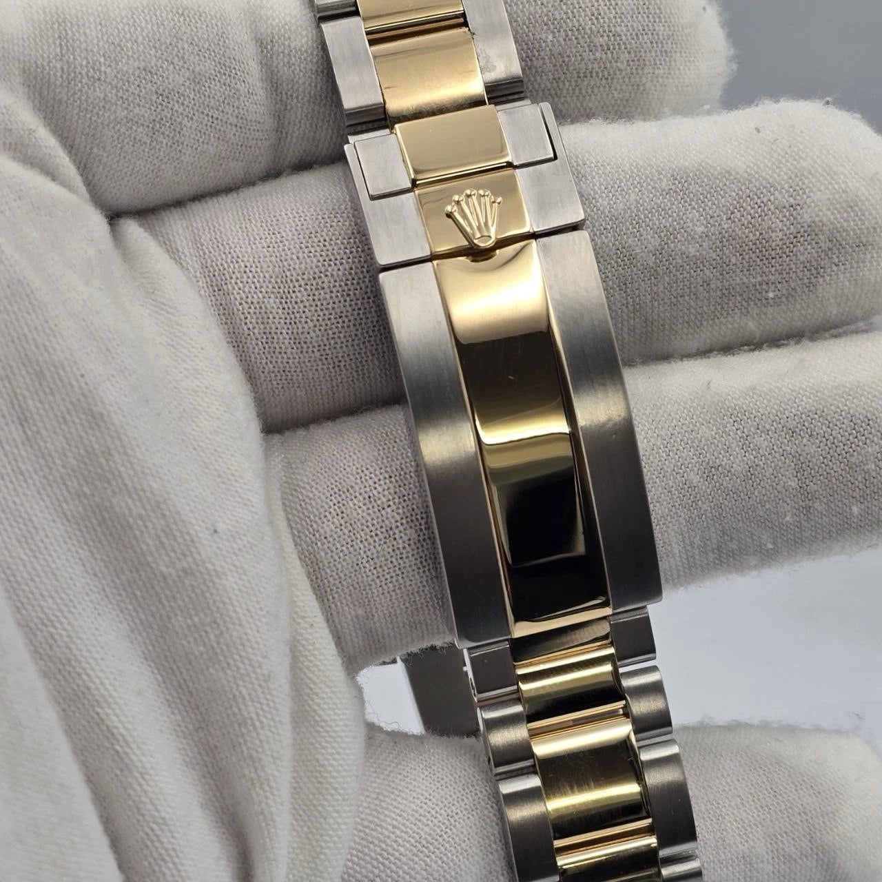 PAPERS 2023 Rolex Submariner Blue Dial Two Tone Gold 41mm Watch 126613LB BOX