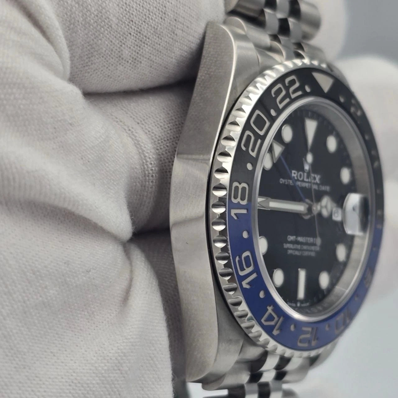 MINT PAPERS 2021 Rolex GMT-Master II BATGIRL Steel JUBILEE 40mm 126710BLNR BOX