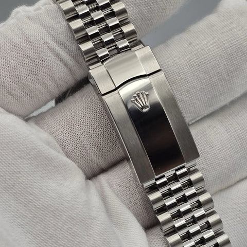 NEW 2025 Rolex Datejust 41mm 126334 Blue Stick Dial Fluted Bezel Jubilee UNWORN