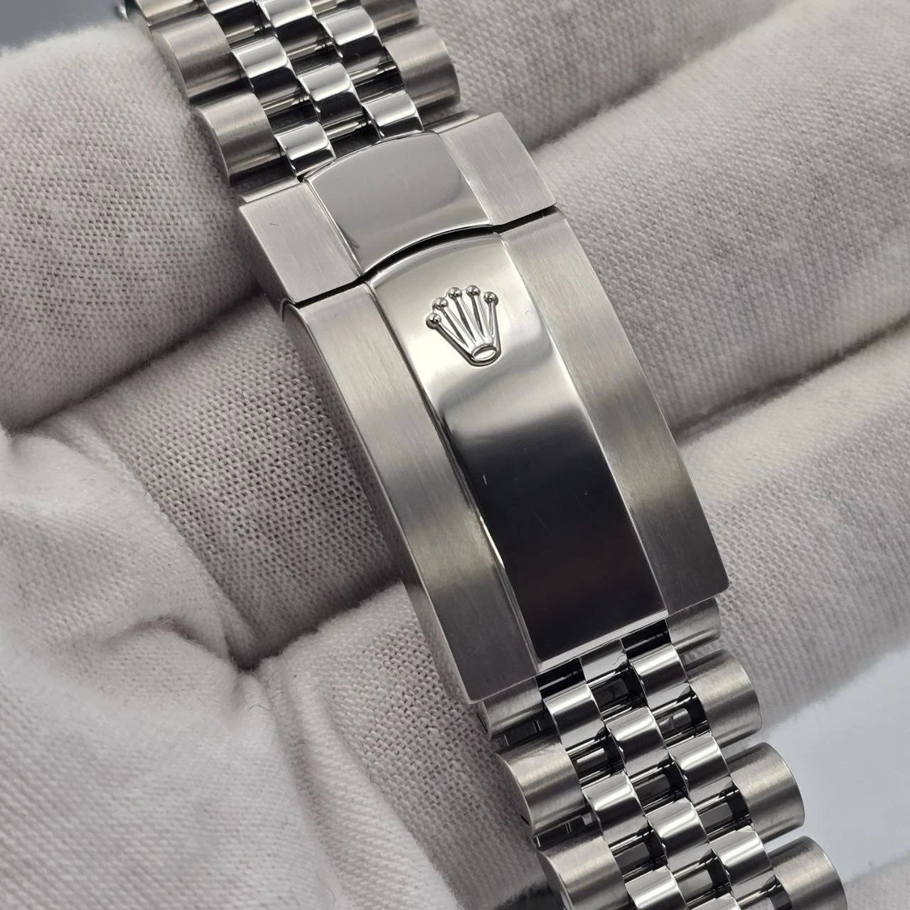 MINT 2024 PAPERS Rolex Sky-Dweller 42mm Black Dial Jubilee Bracelet 336934 BOX