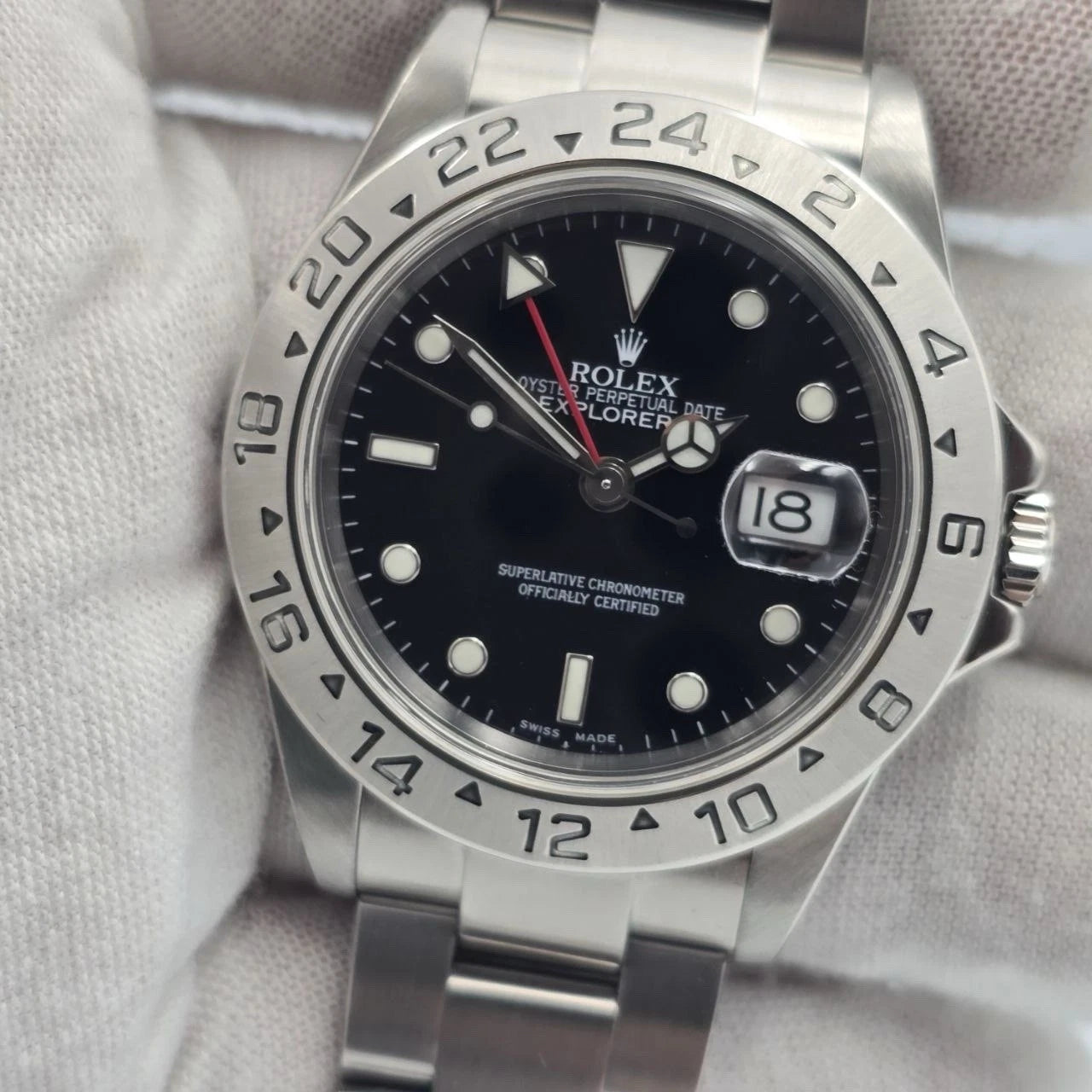 2005 Rolex Explorer II 16570 Steel Black Dial NO HOLES Automatic Date Watch 40MM