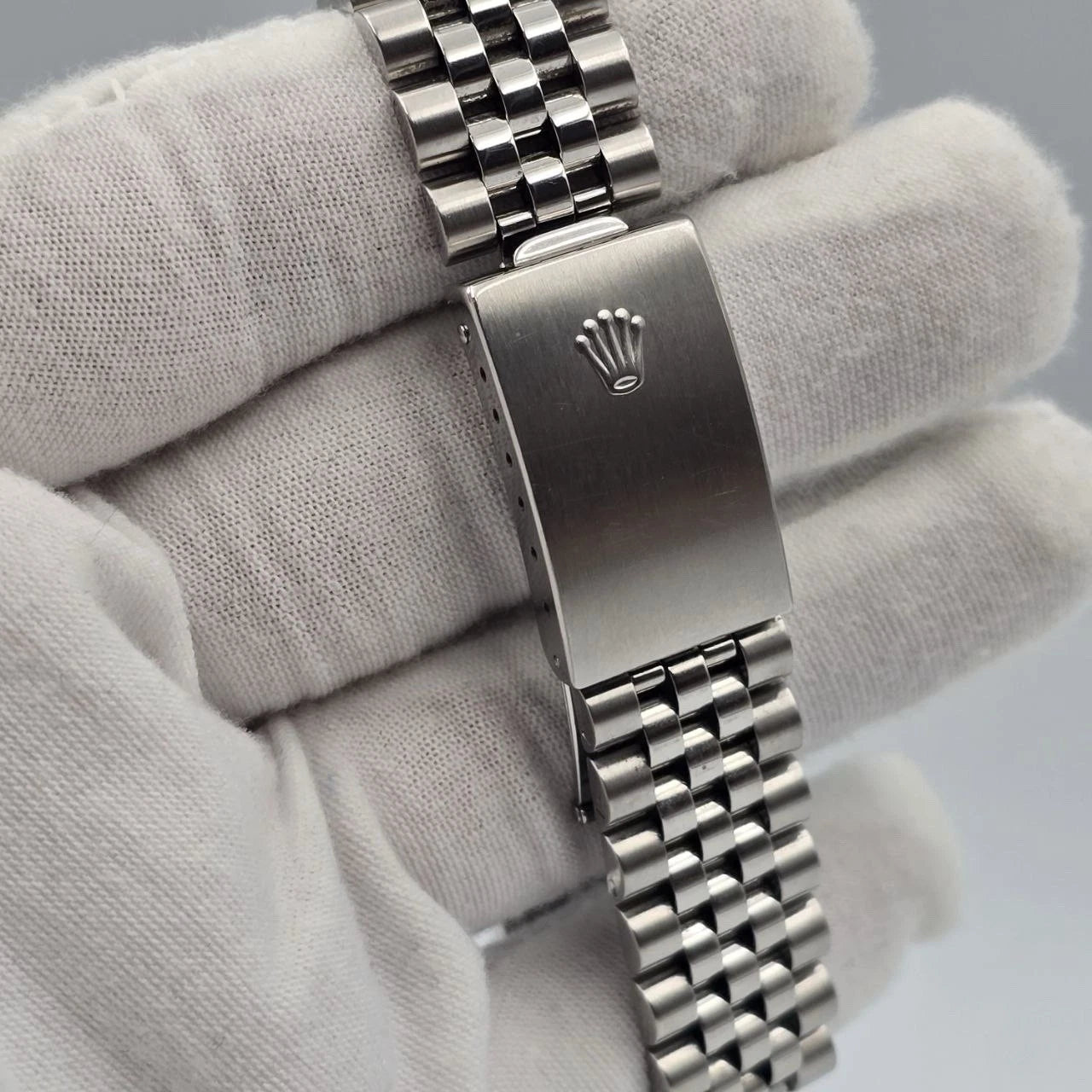 Rolex Datejust 36mm White Roman Dial Stainless Steel Jubilee Band 16200