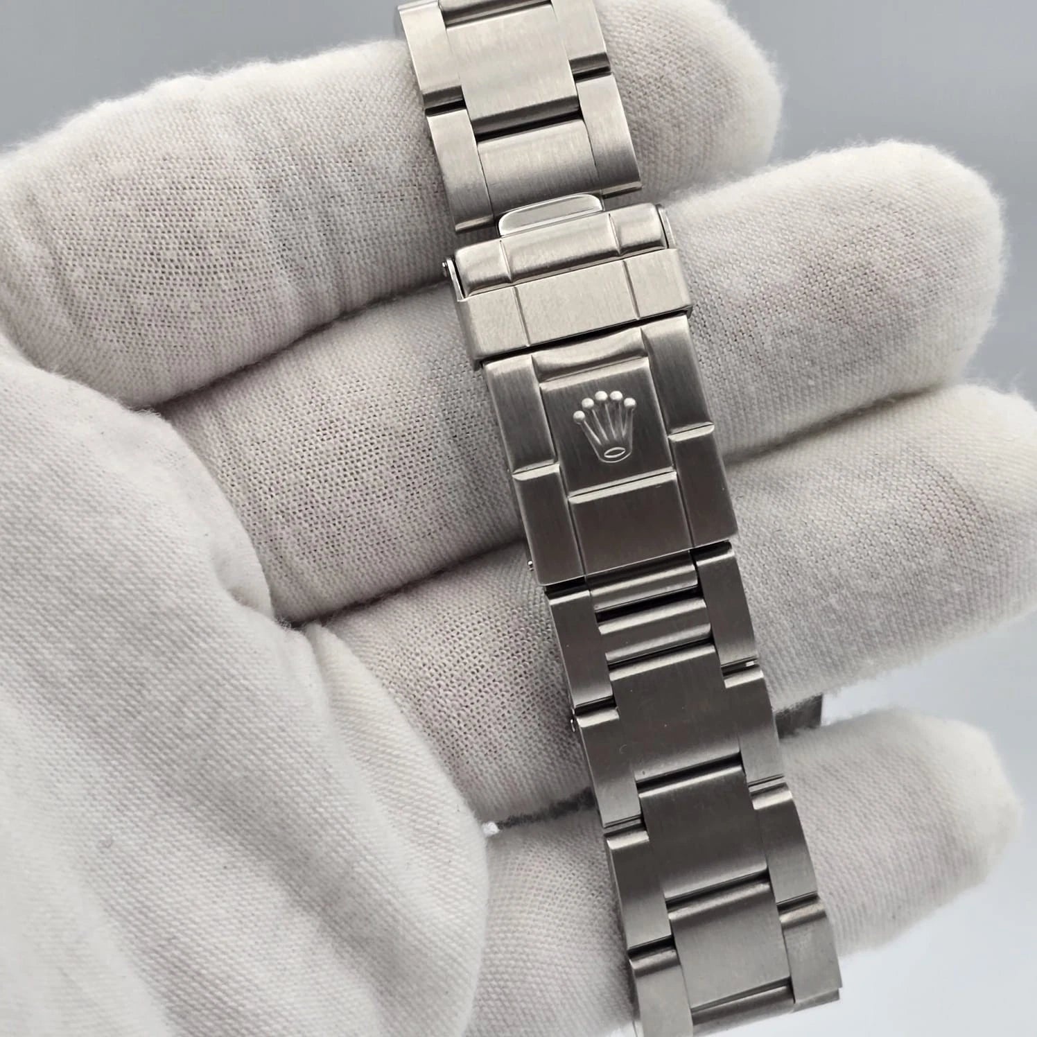 Rolex Explorer II Black 16570 Stainless Steel Oyster Date Watch 40mm