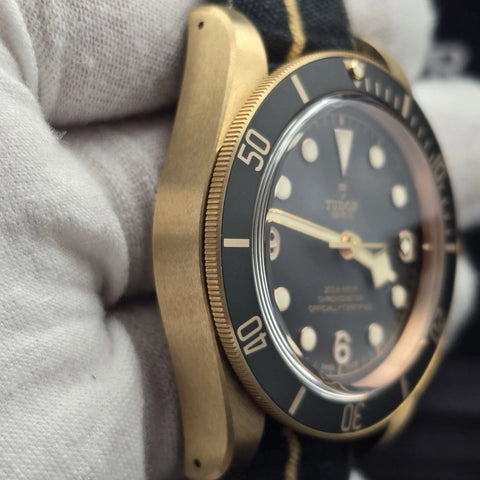 2025 NEW Tudor Black Bay Bronze 43mm Black Dial Fabric Strap 79250BA Watch