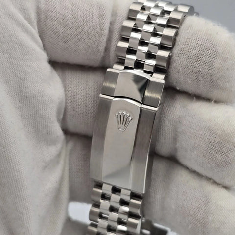 NEW 2025 Rolex Datejust 41mm Steel Smooth Wimbledon Dial Jubilee 126300 UNWORN