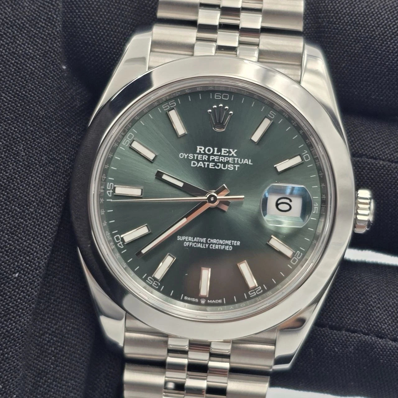 2023 Rolex Datejust 41mm Mint Green Dial Smooth Bezel Jubilee Watch 126300 B+P