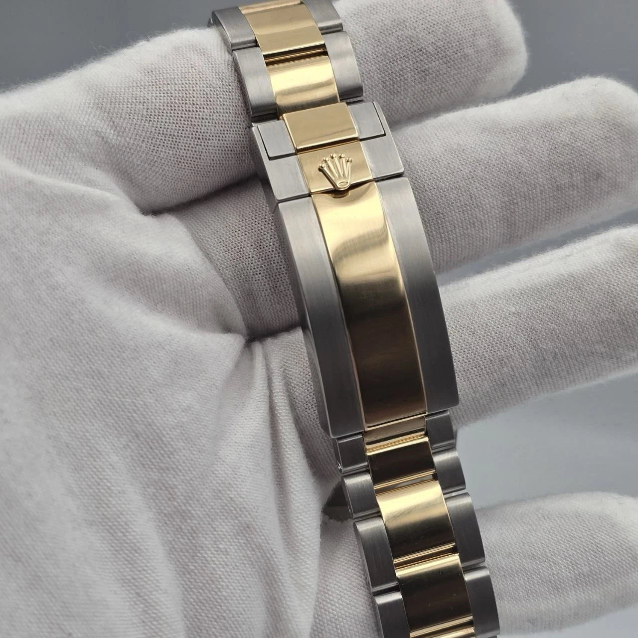 PAPERS 2024 Rolex Sea-Dweller 43mm 126603 Two-Tone Black Dial BOX