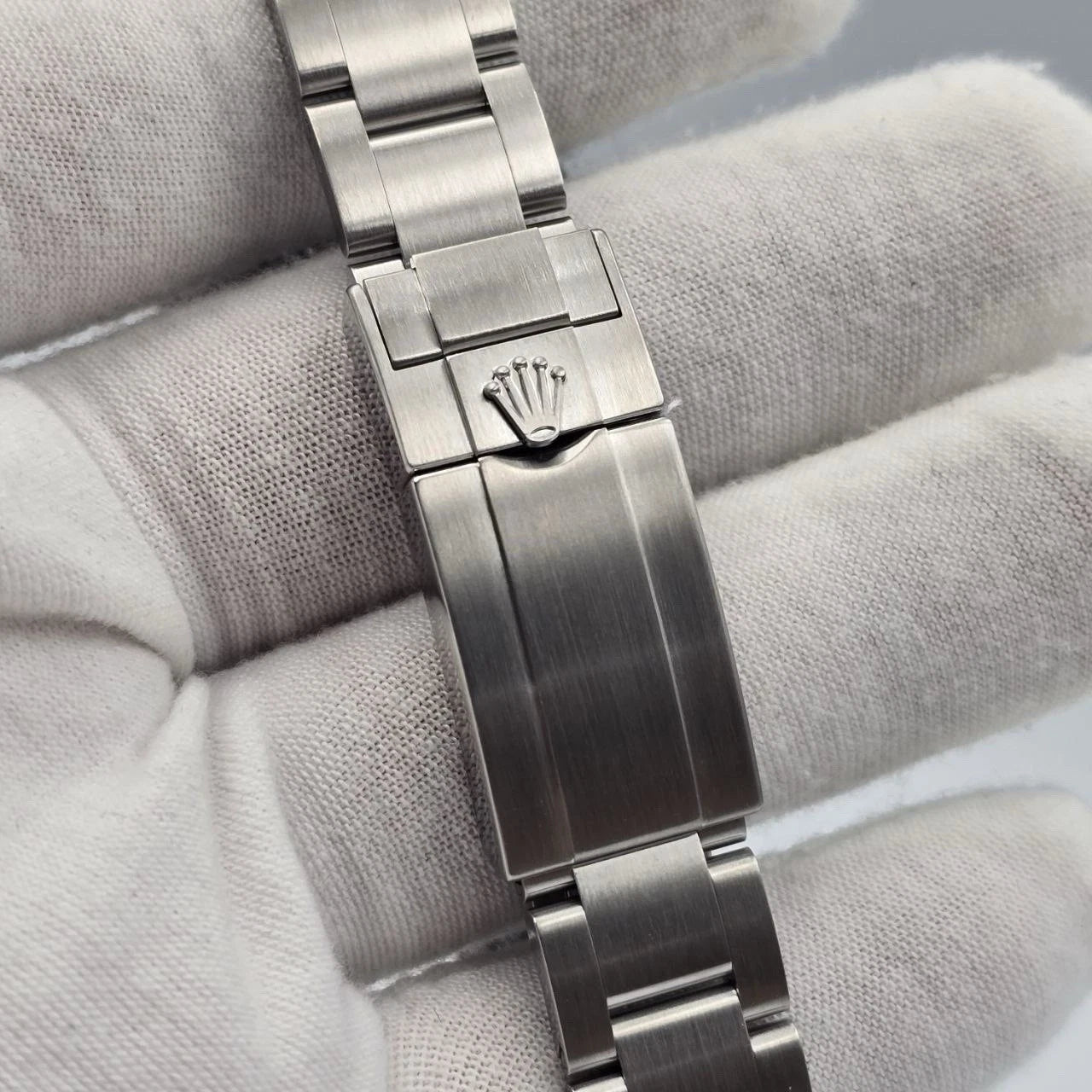 PAPERS MINT 2022 Rolex Explorer Black Dial Stainless Steel 36mm Watch 124270 BOX