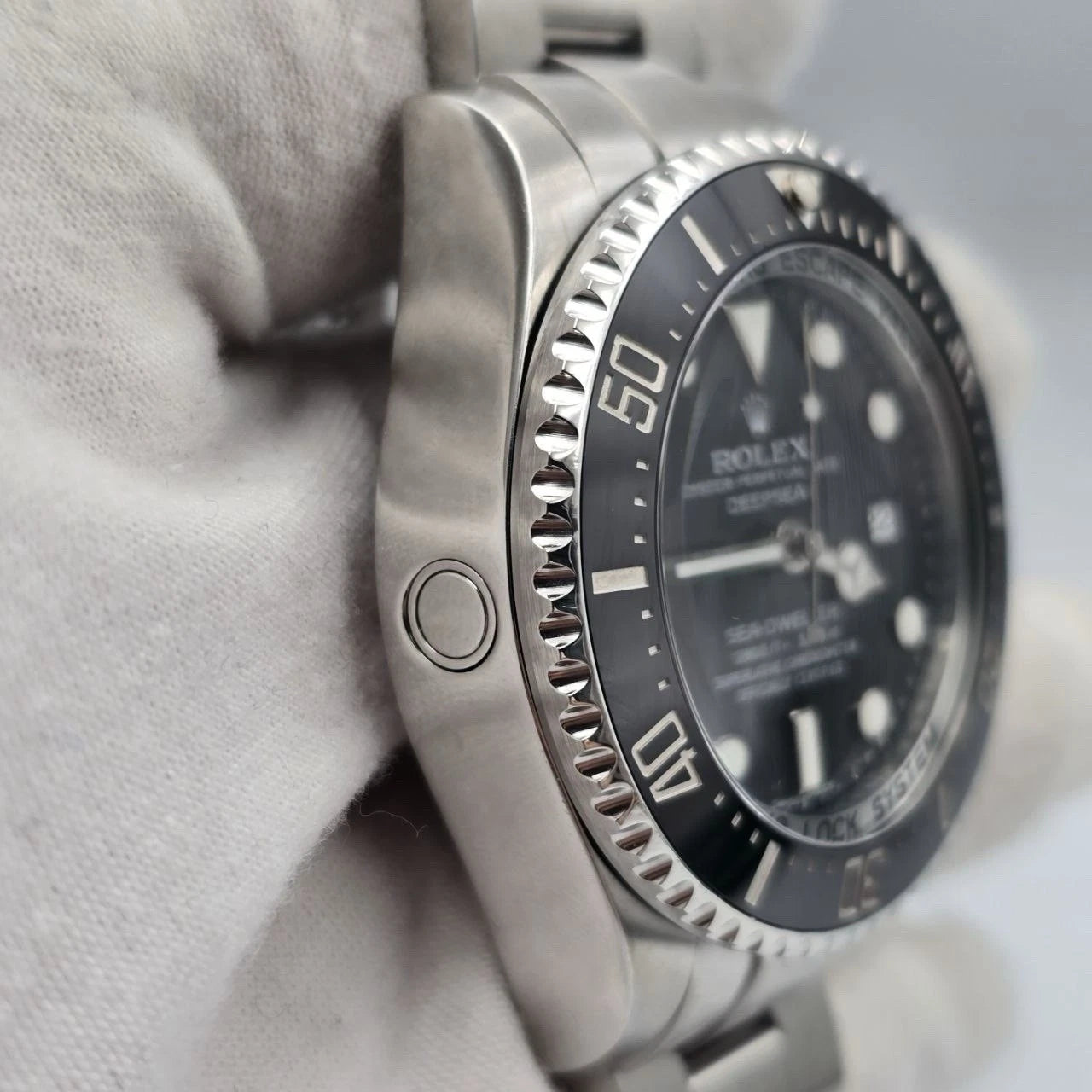 Rolex Sea-Dweller Deepsea 116660 3