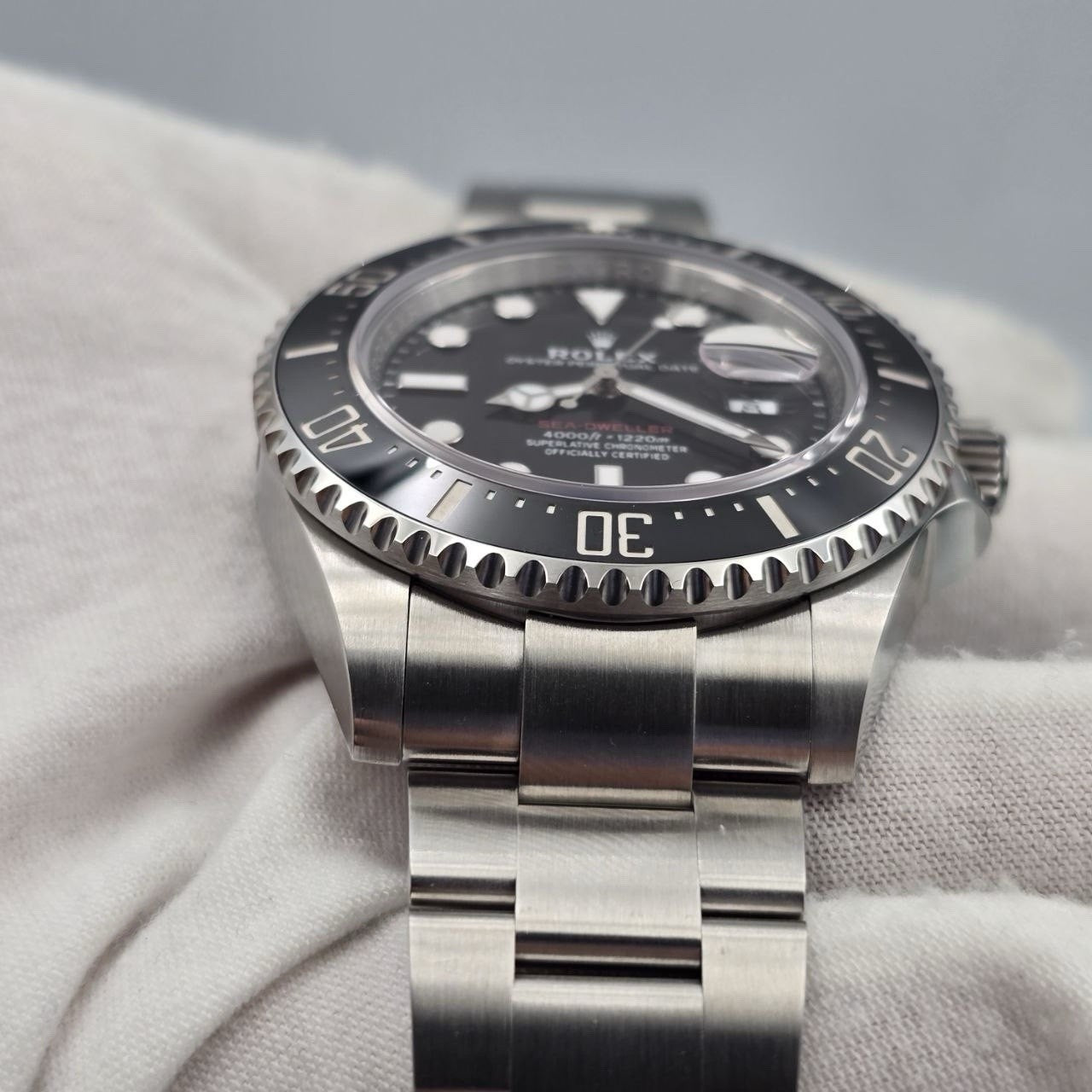 2025 PAPERS Rolex Sea-Dweller Black Red Letters Stainless Steel 43mm 126600 BOX