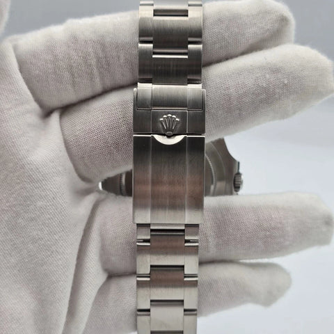 2022 PAPERS Rolex Explorer II 42mm 226570 Stainless Steel Polar White Dial BOX