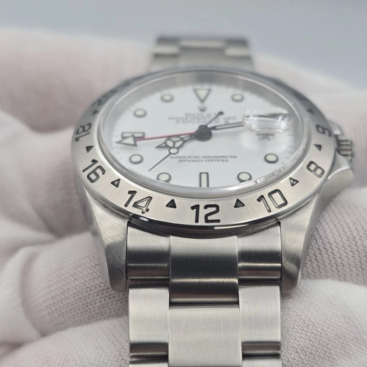 Rolex 16570 Explorer II Polar White NO HOLES Stainless Steel 40mm Watch