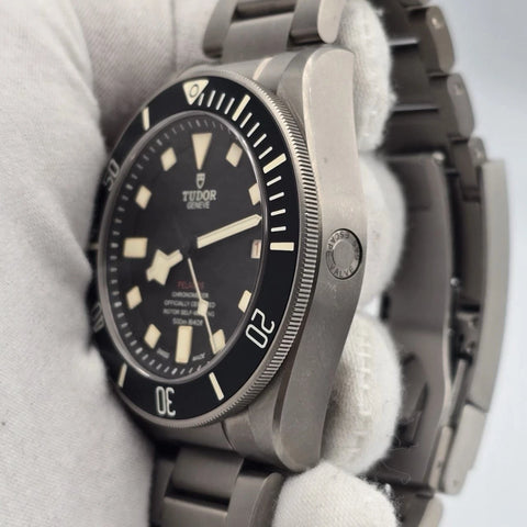 PAPERS 2021 Tudor Pelagos LHD 25610TNL 42mm Black Dial Titanium BOX