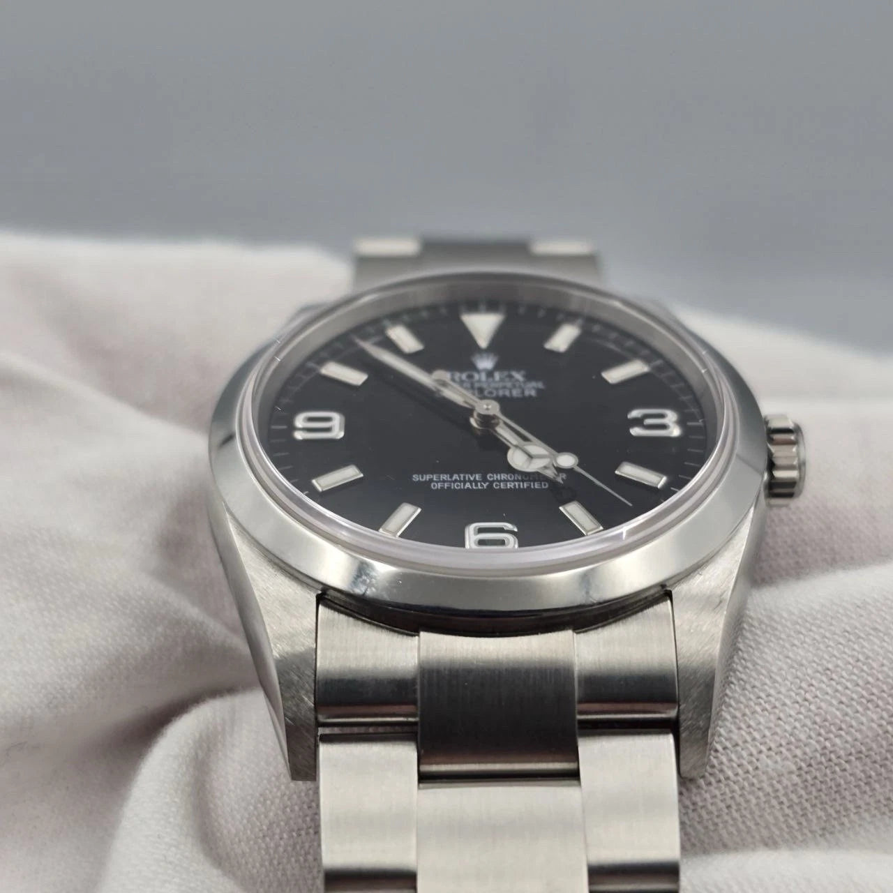 PAPERS 2004 Rolex Explorer l 114270 36mm Stainless Steel Black Dial Watch BOX