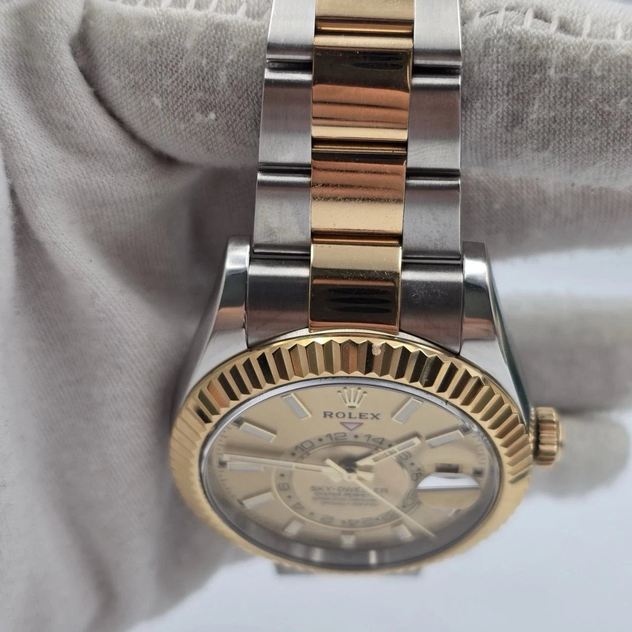 Rolex Sky-Dweller 326933