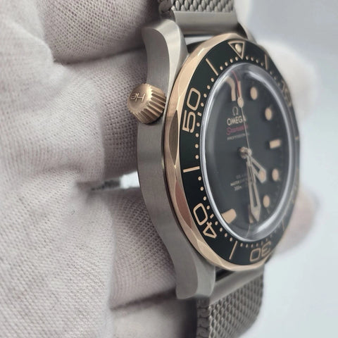 2025 Omega Seamaster Diver Green Titanium Bronze Gold 210.90.42.20.10.001
