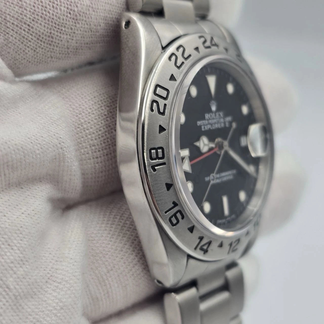 Rolex Explorer II Black 16570 Stainless Steel Oyster Date Watch 40mm