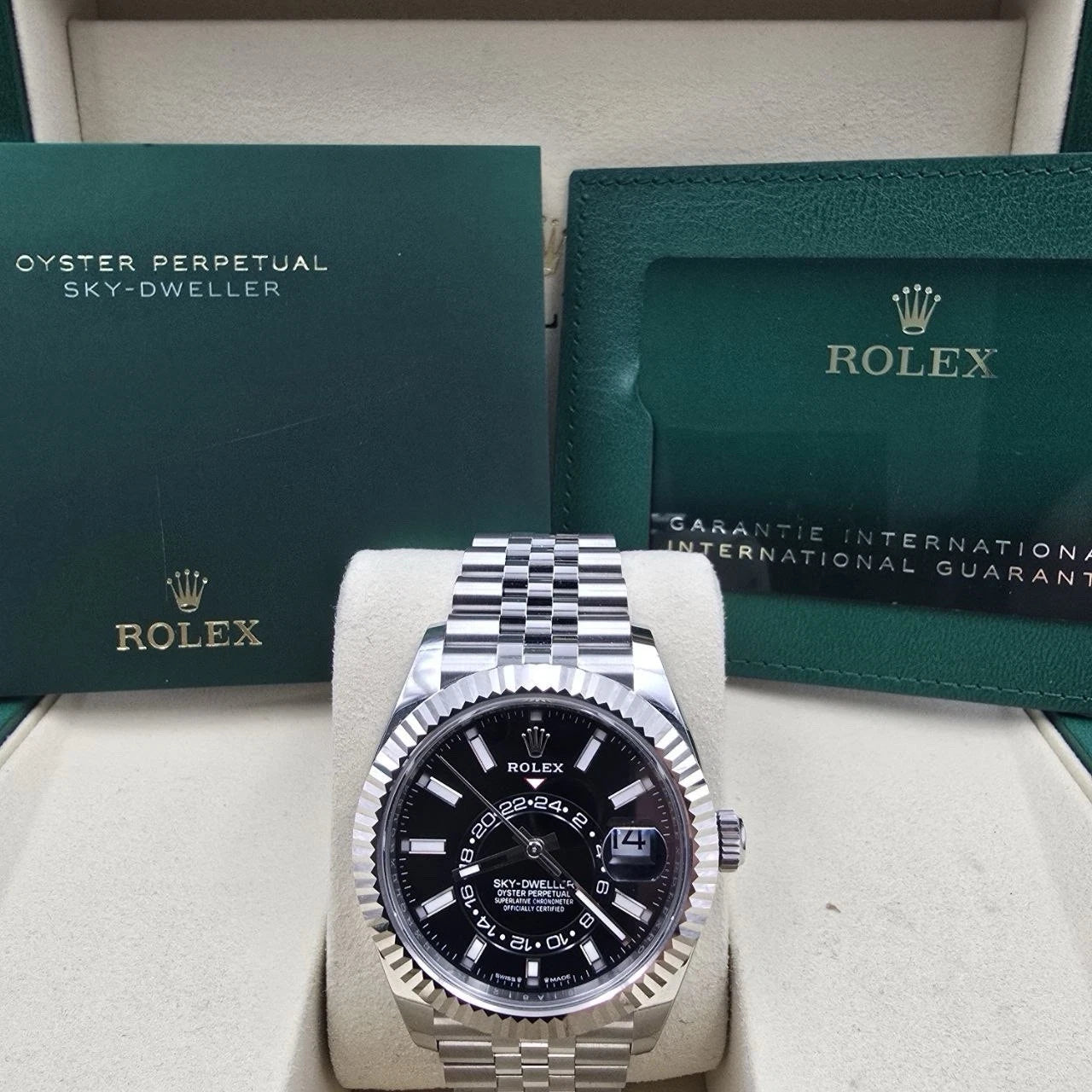 NEW 2026 Rolex Sky-Dweller 42mm Black Dial Jubilee Stainless Steel 336934