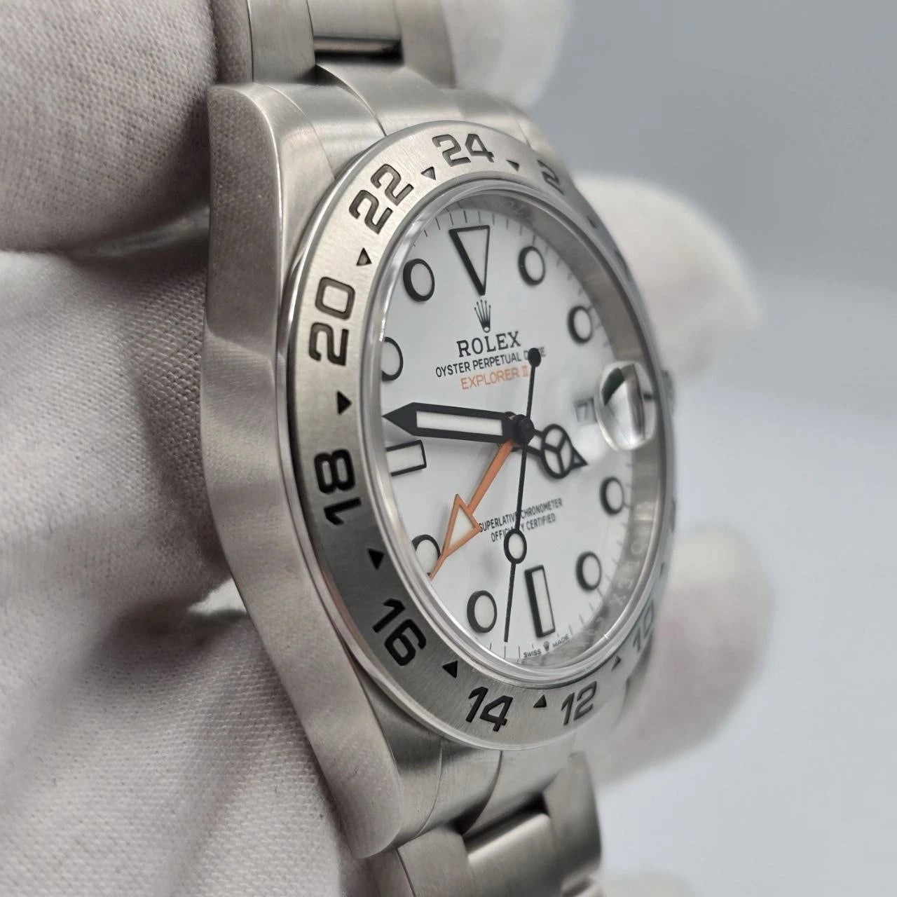 2022 PAPERS Rolex Explorer II 42mm 226570 Stainless Steel Polar White Dial BOX