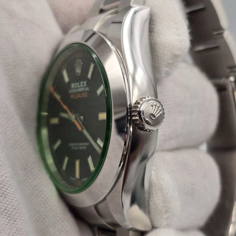 PAPERS 2022 Rolex Milgauss 40mm Steel Black Dial Green Crystal 116400GV BOX
