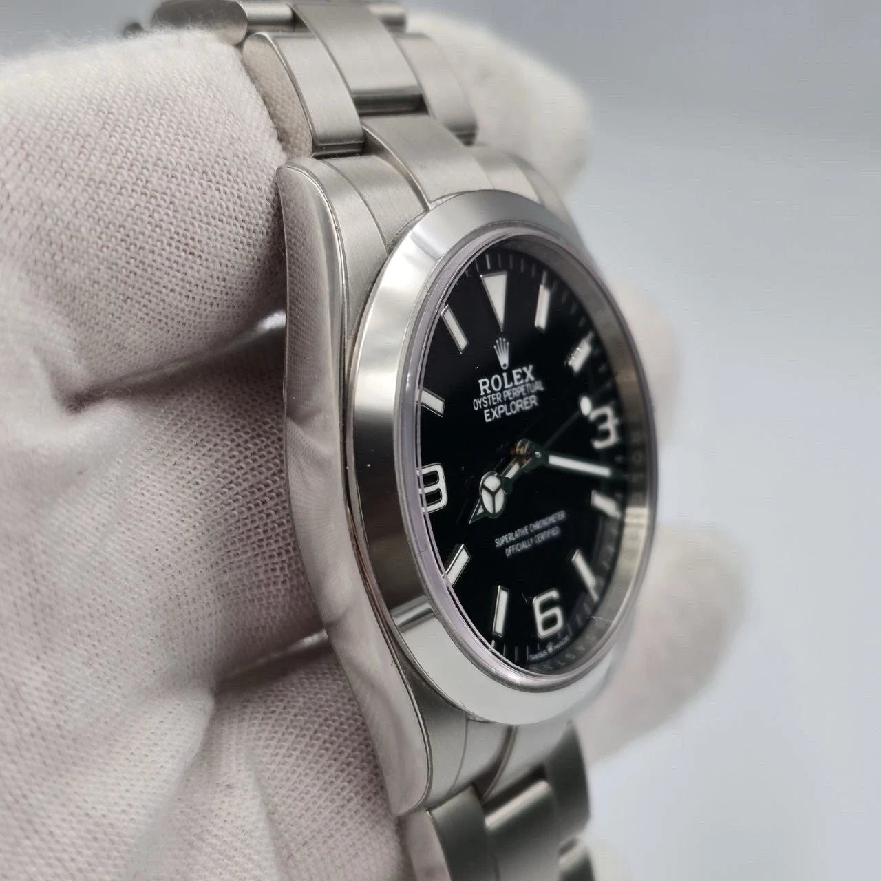 PAPERS 2025 Rolex Explorer I 40mm 224270 Stainless Steel Black Dial BOX