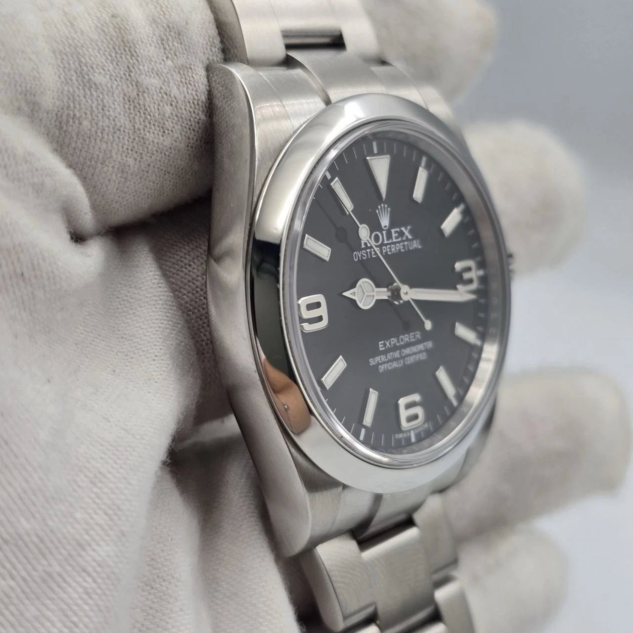 Rolex Explorer I 214270 3