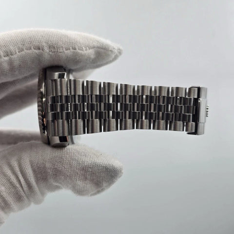 PAPERS 2024 Rolex Sky-Dweller 42mm Blue Dial Jubilee Bracelet 336934 BOX