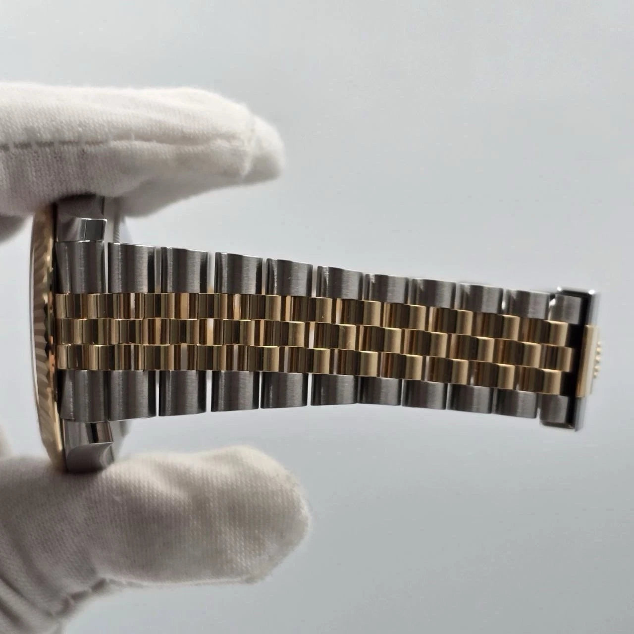 PAPERS 2025 Rolex Datejust 41mm 18K Two Tone Black Dial Jubilee 126333 BOX