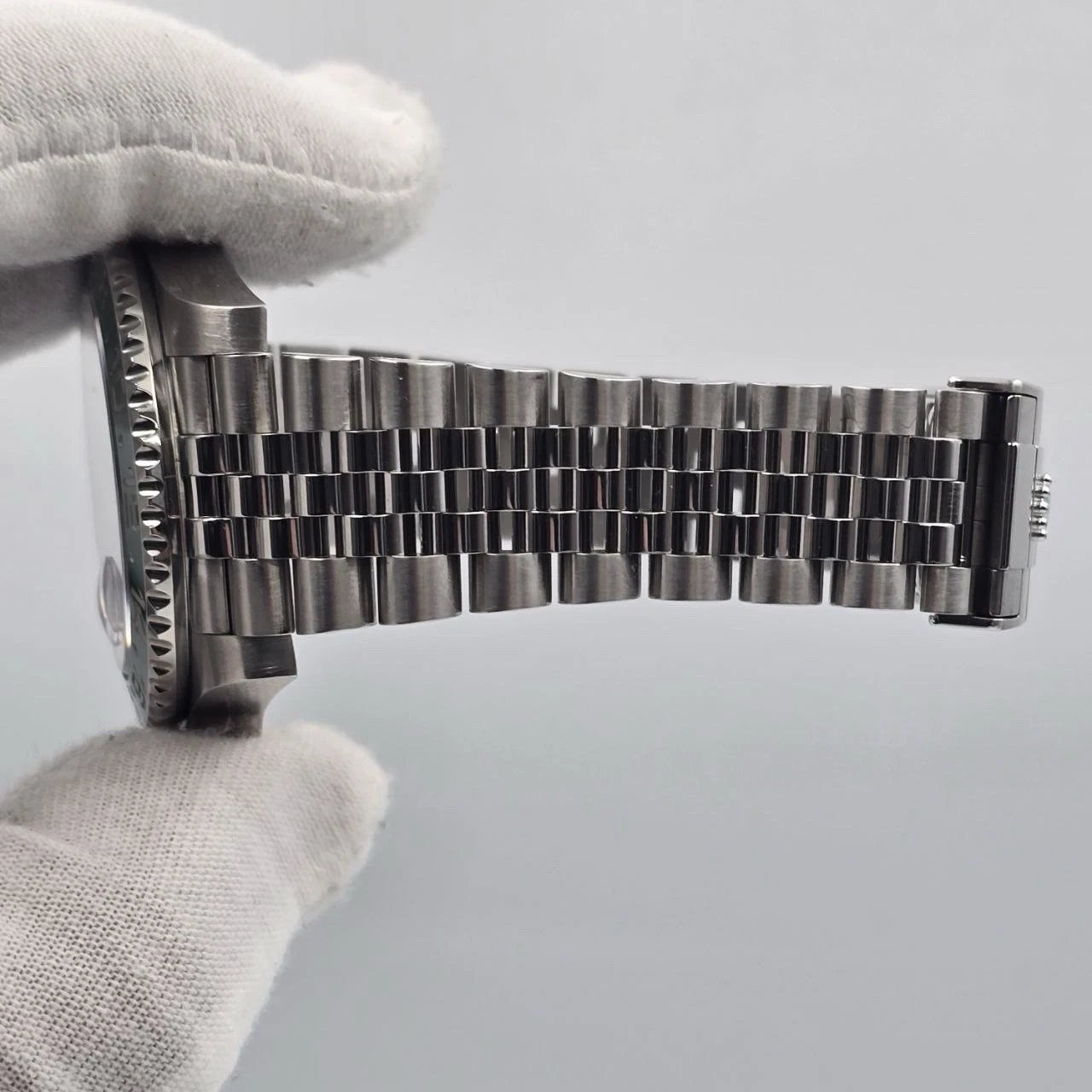 PAPERS 2024 Rolex GMT-Master II “Sprite” 40mm 126720VTNR Jubilee Black Dial BOX