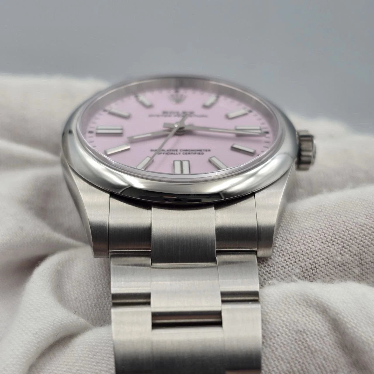 NEW 2026 Rolex Oyster Perpetual Stainless Steel 41mm Candy Pink Dial 134300