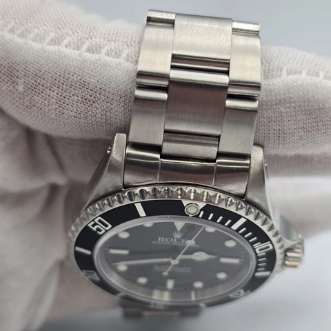 Rolex Submariner No Date 14060M 2 Liner Black Dial Stainless Steel 40mm Watch