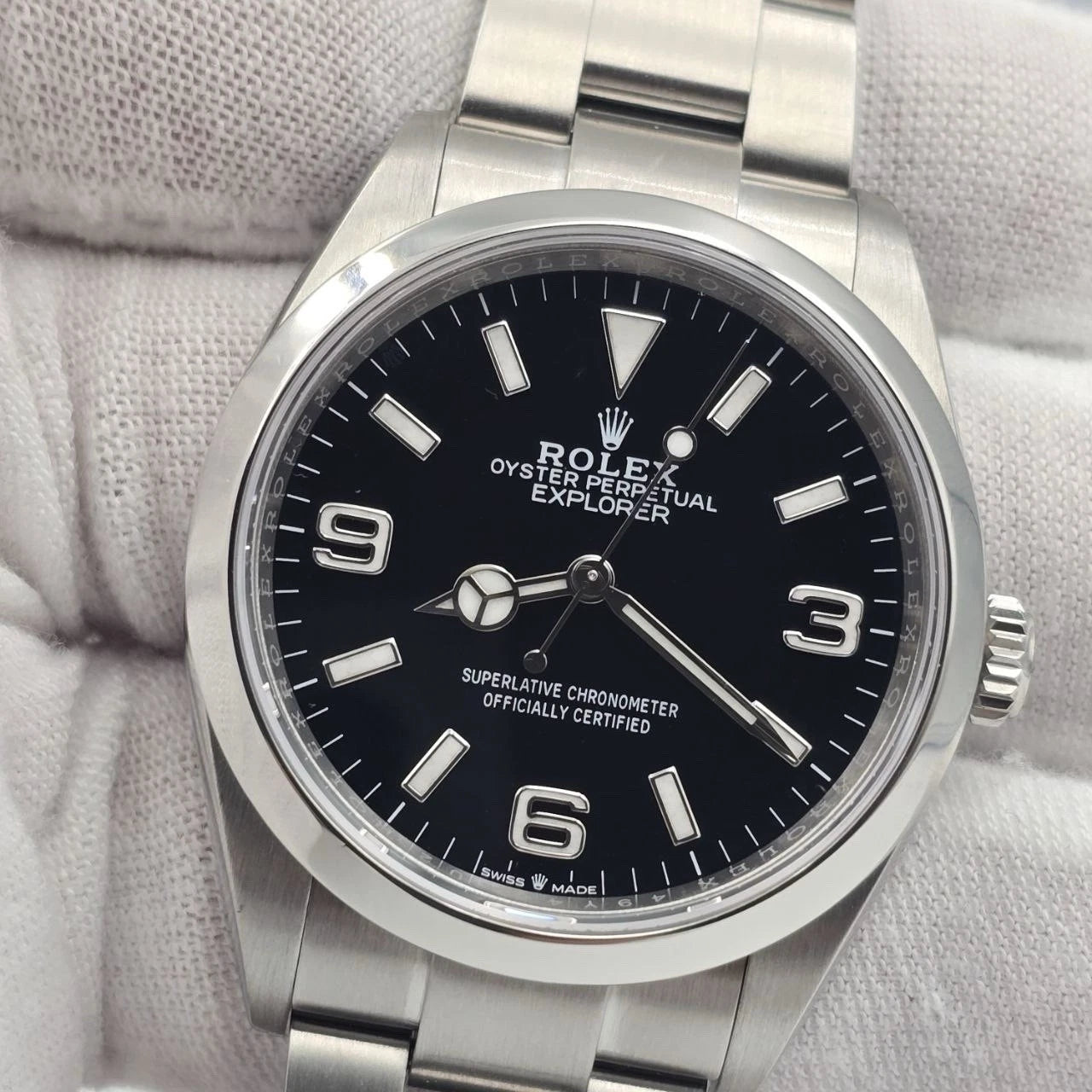 PAPERS MINT 2022 Explorer Black Dial Stainless Steel 36mm Watch 124270 BOX