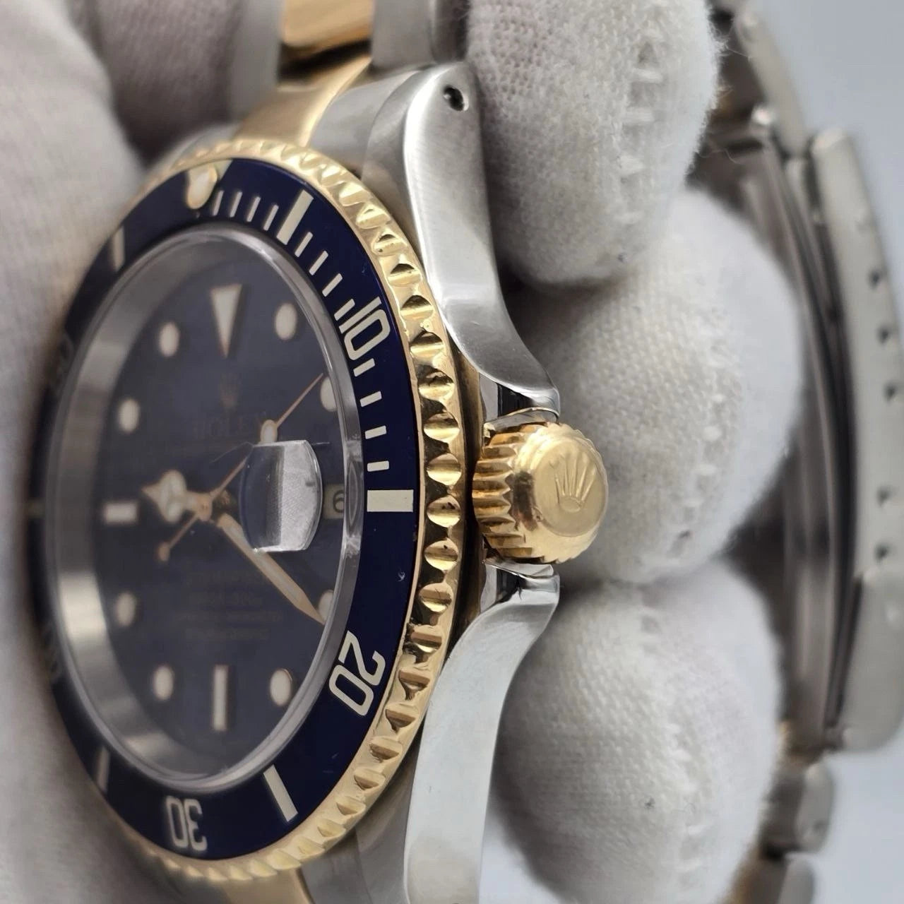 Rolex Submariner Date 16613 Blue Dial Gold Buckle Two Tone Steel Gold 40mm Watch