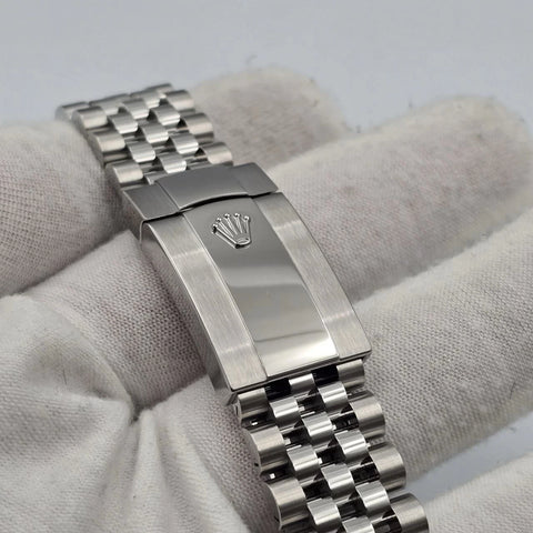 NEW 2025 Rolex Datejust 41mm Steel Smooth Wimbledon Dial Jubilee 126300 UNWORN