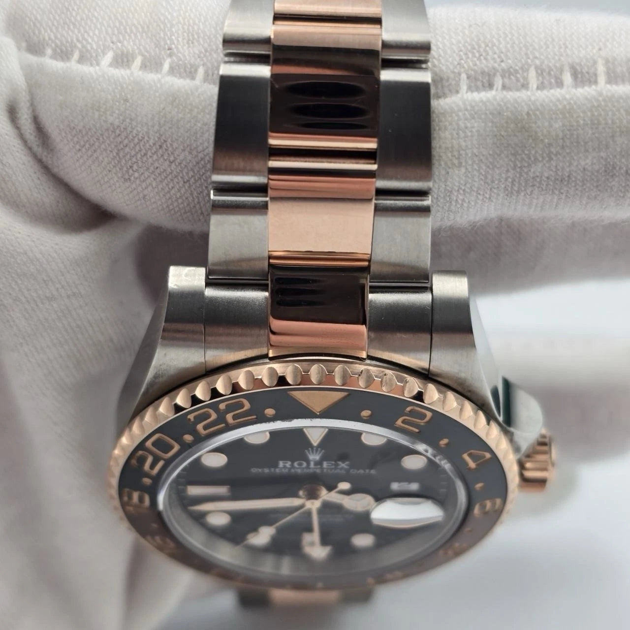 PAPERS 2023 Rolex GMT-Master II Rootbeer 40mm 126711CHNR Two-Tone Rose Gold BOX