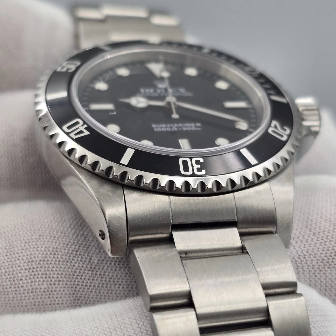 MINT 2000 PAPERS Rolex Submariner No-Date Steel Oyster 40mm Watch 14060 BOX