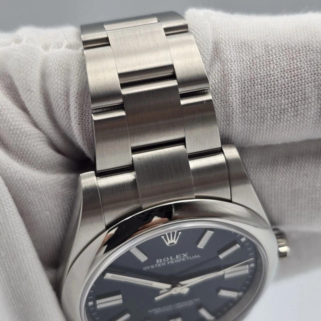 NEW 2025 PAPERS Rolex Blue Oyster Perpetual Steel 41mm Watch BOX 124300 UNWORN