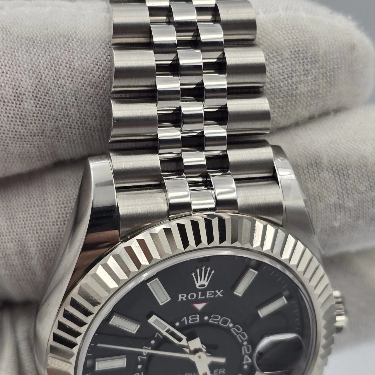 MINT 2023 PAPERS Rolex Sky-Dweller 42mm Black Dial Jubilee Bracelet 336934 BOX