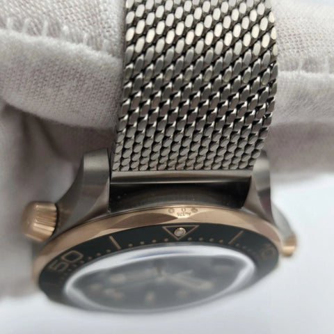 2025 Omega Seamaster Diver Green Dial Titanium Bronze Gold 210.90.42.20.10.001