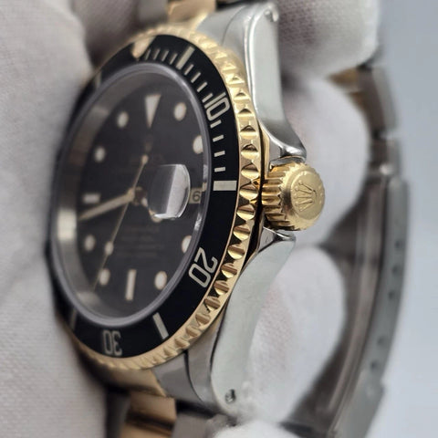 Rolex Submariner Date Black Yellow Gold Stainless Steel 40mm Watch 16613