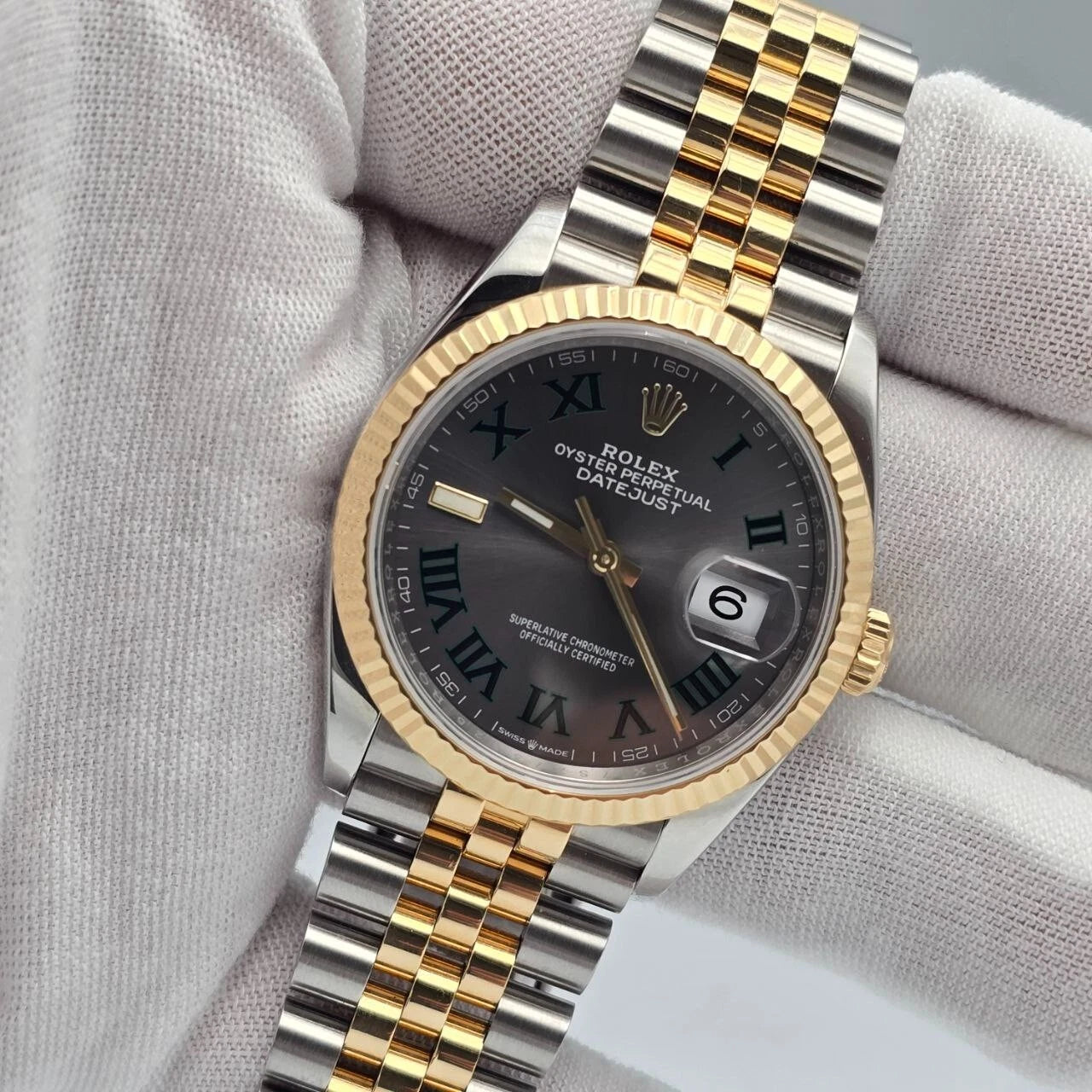 2023 Rolex Datejust 36mm Wimbledon Yellow Gold Fluted Bezel Jubilee 126233 B+P