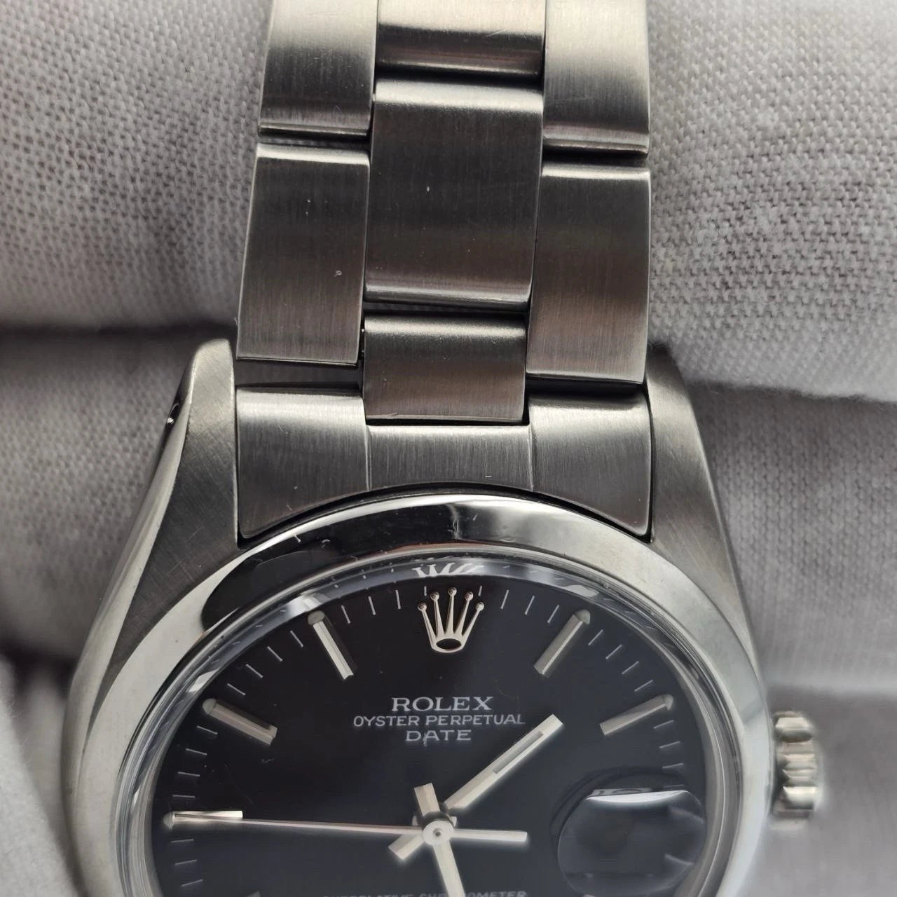 MINT Rolex Oyster Perpetual Date Black Dial Stainless Steel 1500 34mm Watch