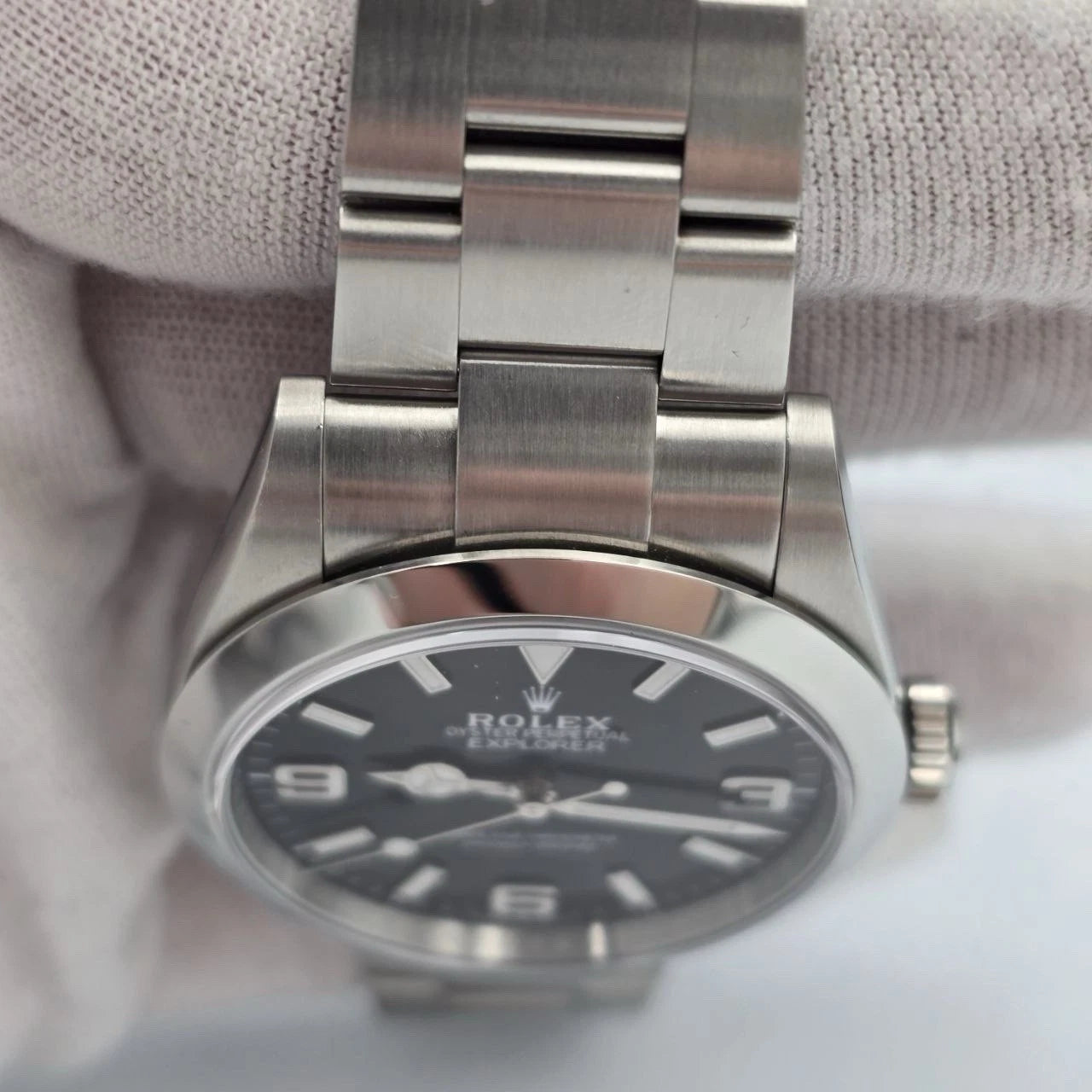 PAPERS 2024 Rolex Explorer I 40mm 224270 Stainless Steel Black Dial BOX