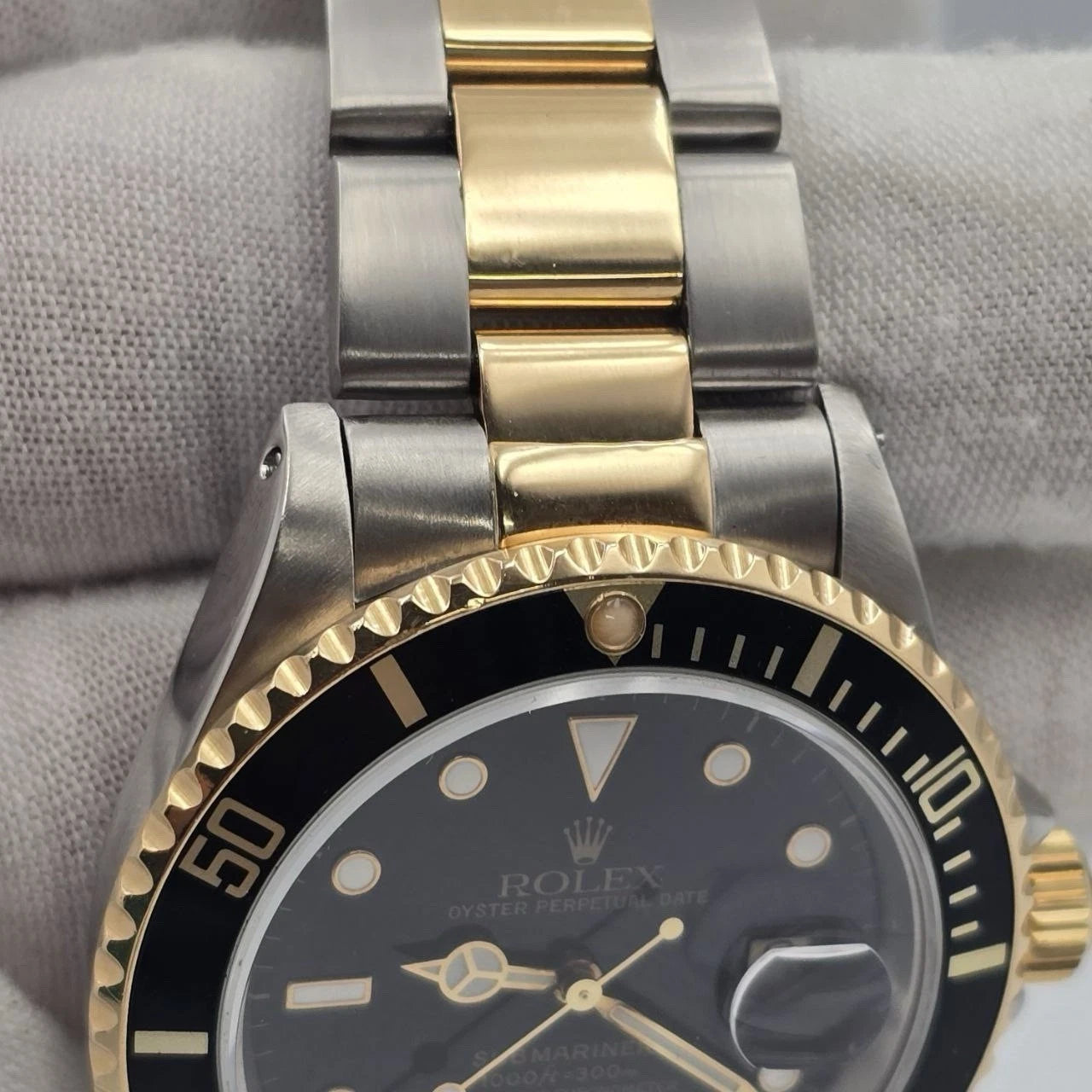 Rolex Submariner Date 16613 Black Dial Two Tone Steel Gold 40mm Watch