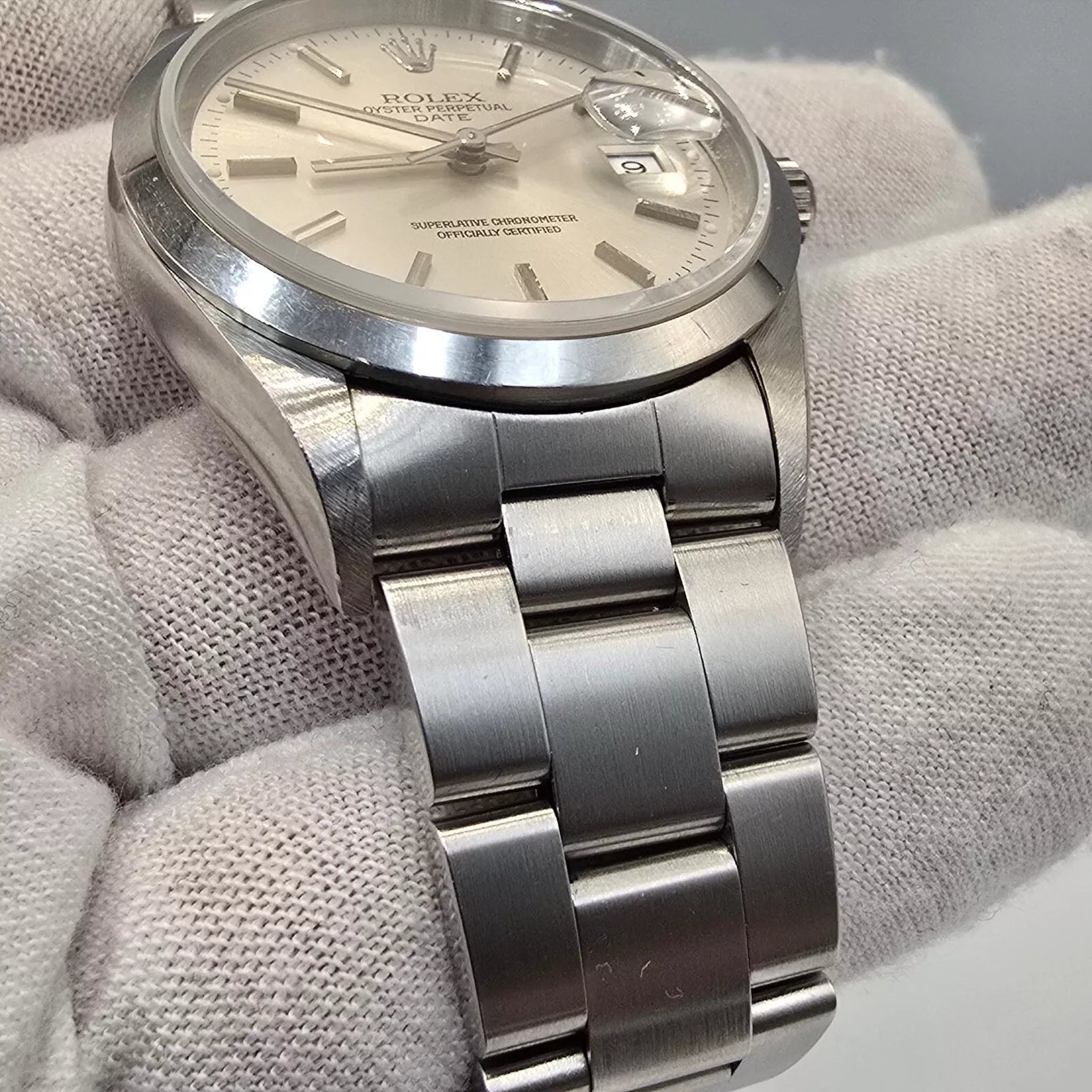 Rolex Oyster Perpetual Date 15200 Stainless Steel Silver Dial 34MM Watch