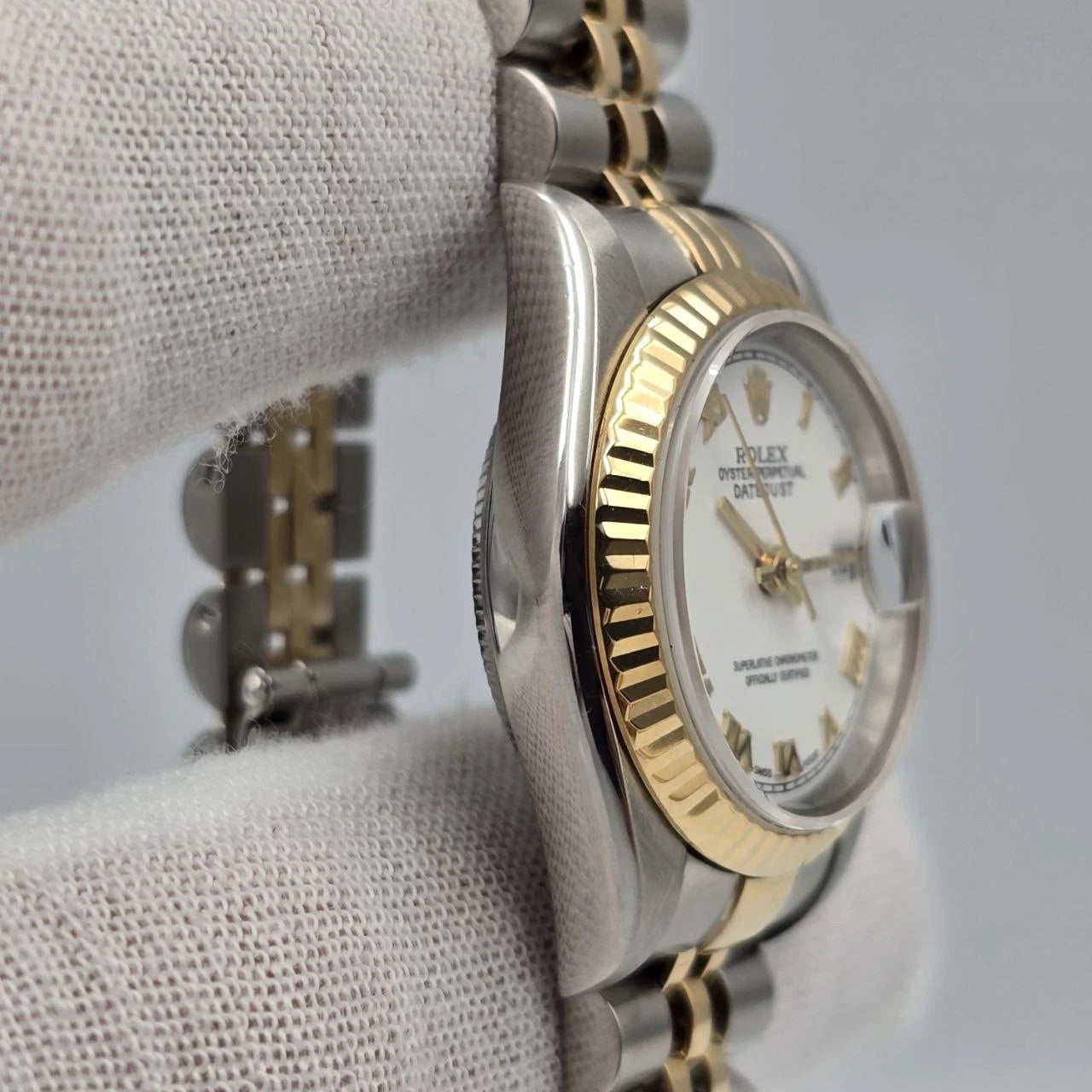 MINT PAPERS Rolex Datejust Gold Steel Fluted White Roman Jubilee 26mm 79173